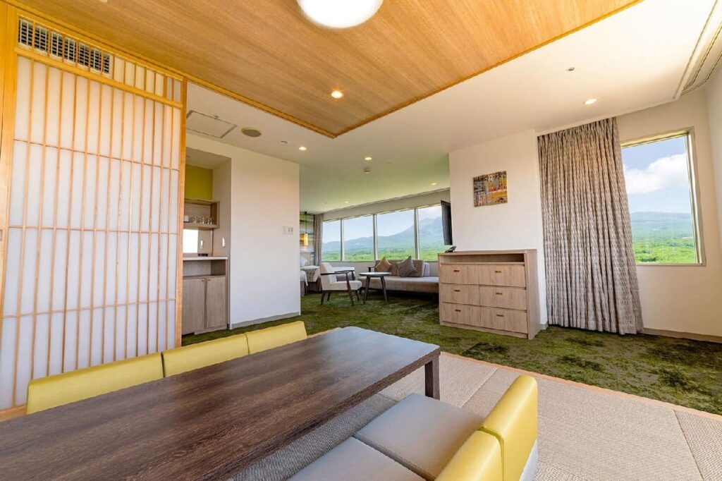リニューアルした部屋の室内写真