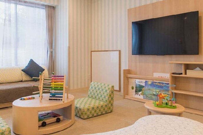 子連れファミリー用ルームの室内の写真