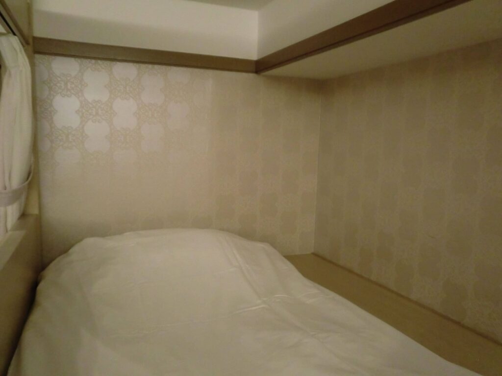 ホテル ヘリテイジ飯能の客室プリンセス内に２段ベッド上段の写真