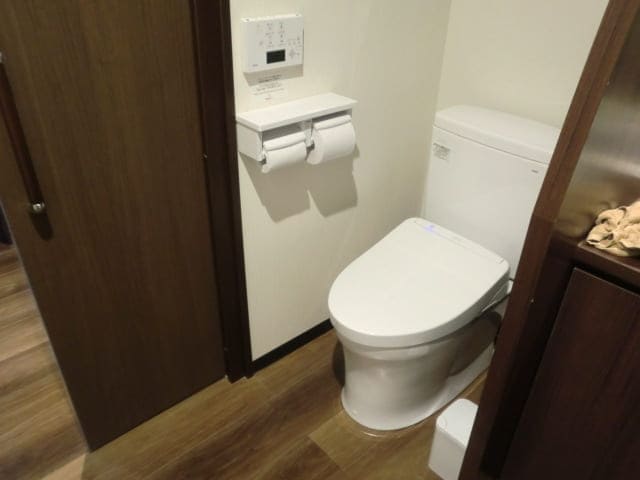 ハナホテル伊香保の和洋室内 トイレのアップ写真