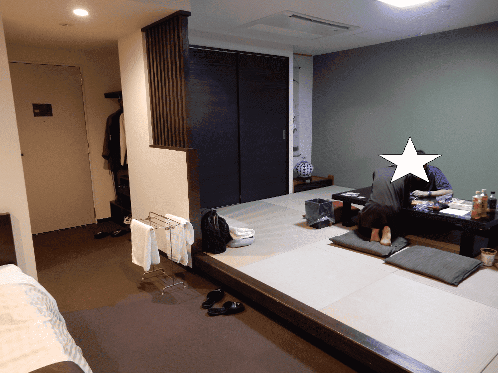 国済寺天然温泉　ハナホテル深谷&スパ　和洋室デラックスの和室部分の写真