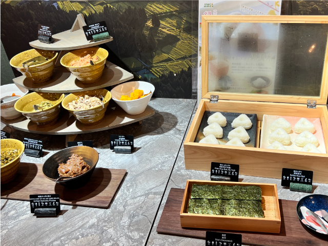 エンゼルグランディア越後中里のバイキングレストラン 自分で作れるおセットセット