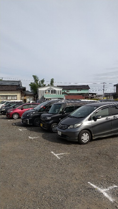 白根グレープガーデンの第2駐車場の一部を撮影した写真