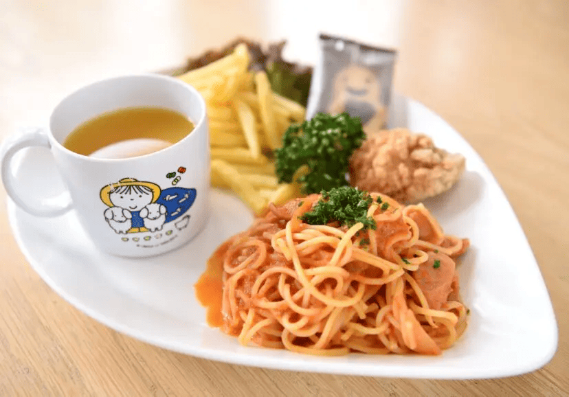 伊香保グリーン牧場内のカフェグリーンリーフで食べられるキッズランチの写真